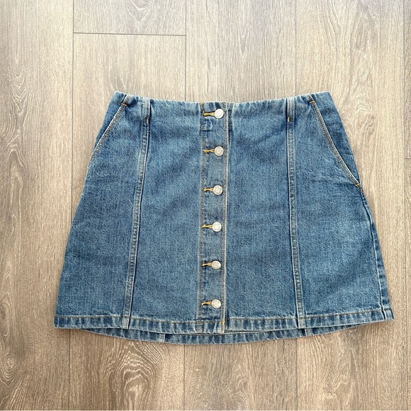 Aritzia Wilfred Free Ahrens Denim Mini Skirt Medium Wash Blue Size 6 - Picture 2 of 8